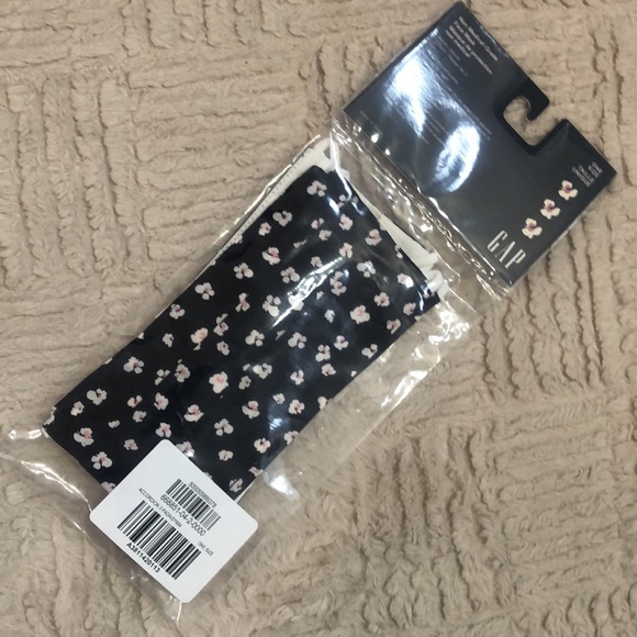 GAP floral face masks 3-pack, New in sealed packaging - Picture 3 of 16